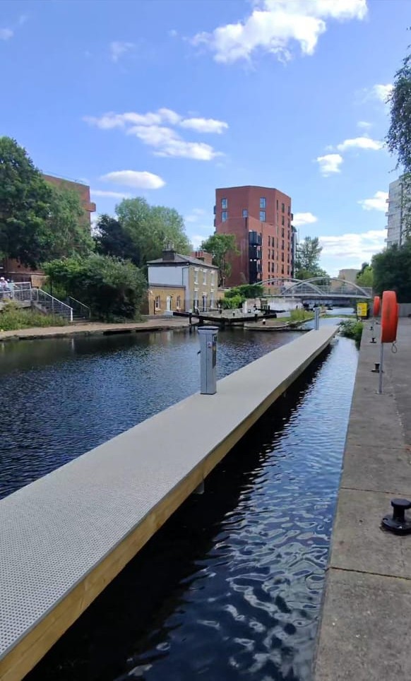 Elizabeth Wharf moorings berth access and walkway